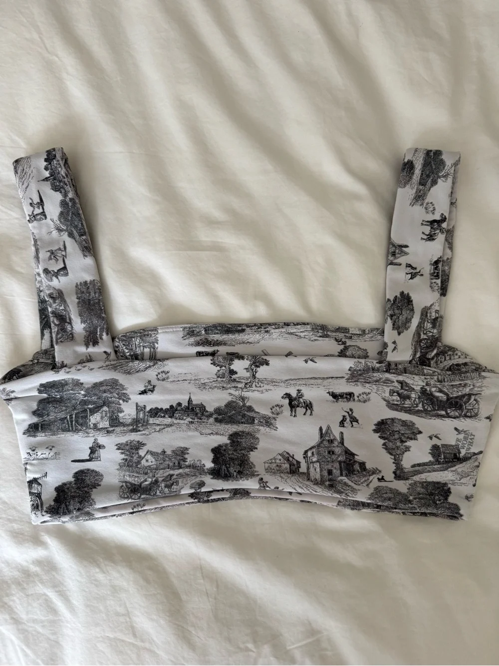 WeWoreWhat | Toile Print | Sports Bra - Picture 3 of 5